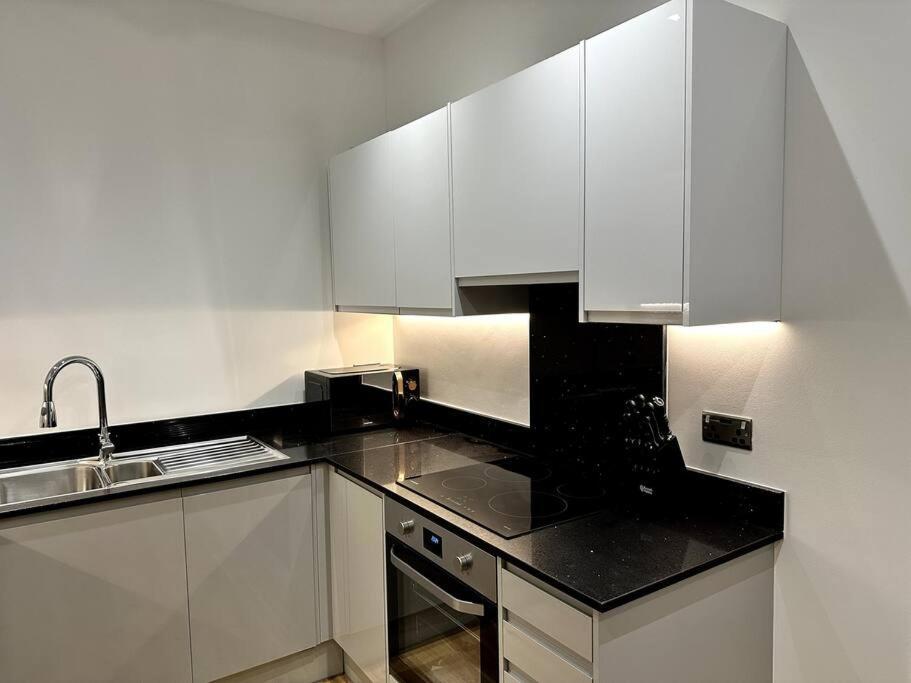 Spacious And Elegant Apartment Birmingham Zewnętrze zdjęcie