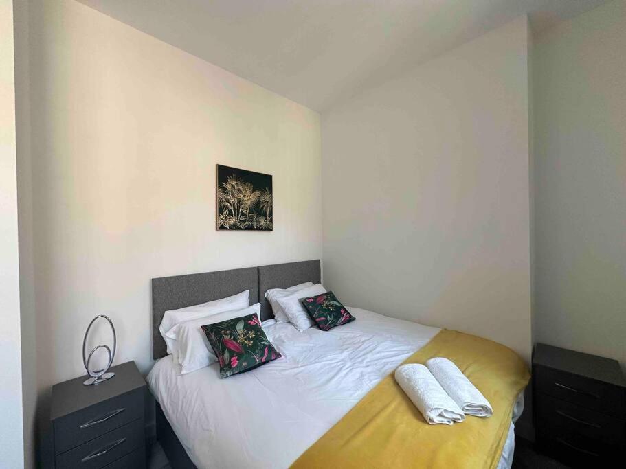 Spacious And Elegant Apartment Birmingham Zewnętrze zdjęcie
